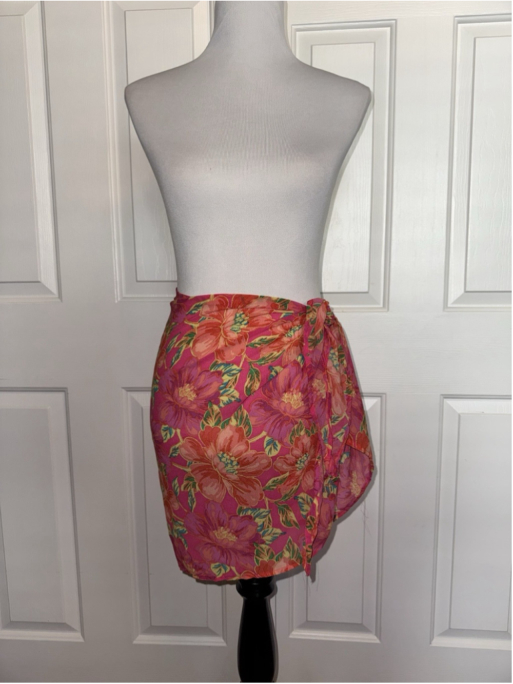 Beach Riot Sarong Skirt Womens OS Pink Floral Wrap Swim Cover Up Mini Tropical